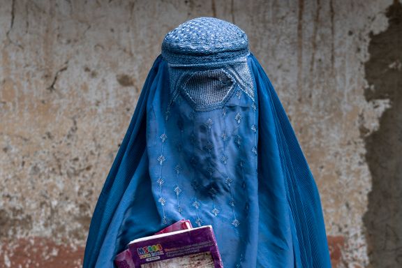 Taliban pisker kvinner på åpen gate igjen. Tilbake til 1990-tallet, mener ekspert.