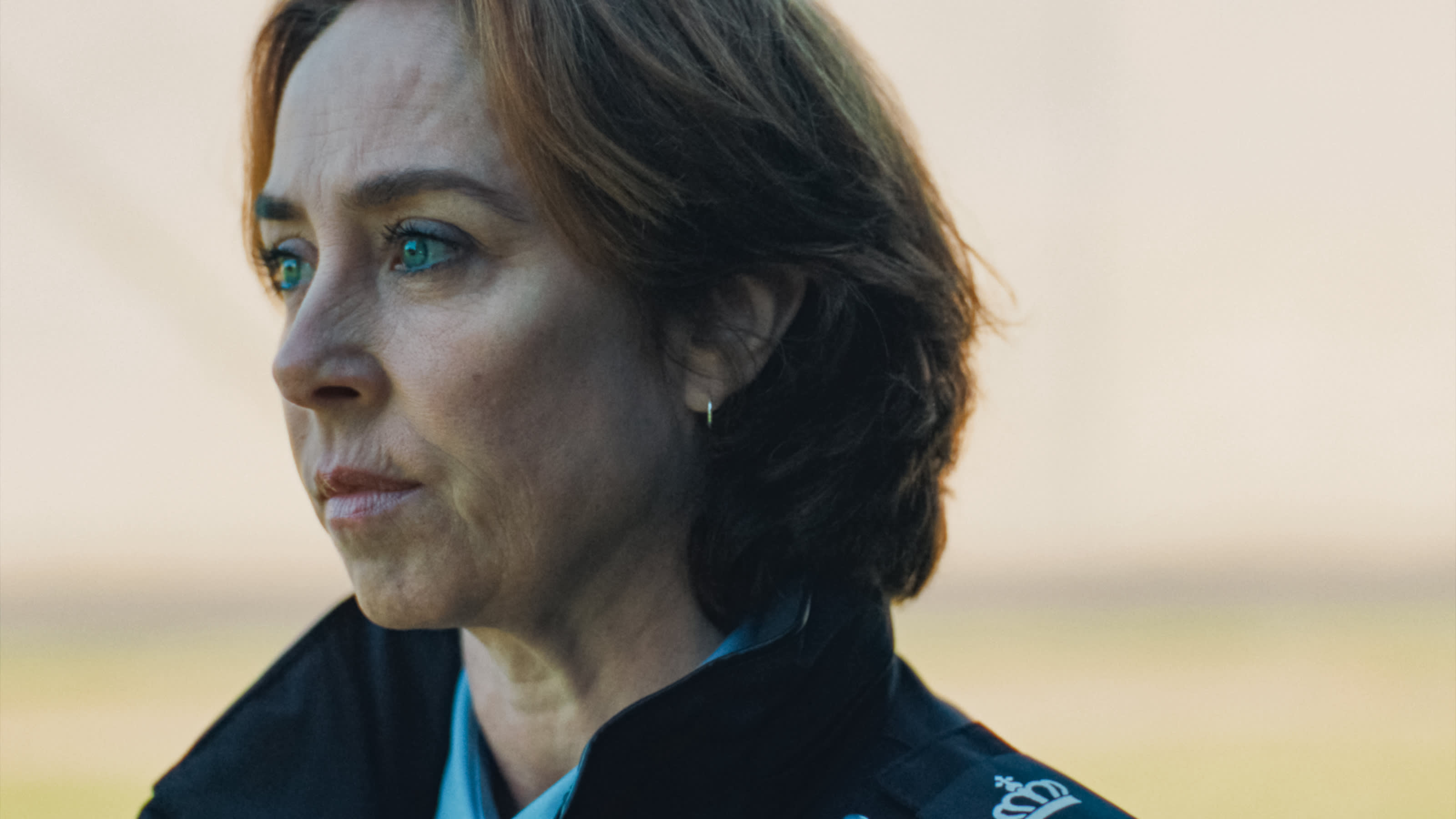  Kun ved hjelp av mimikken makter Sofie Gråbøl å fortelle oss når det koker på innsiden hos Miriam. 