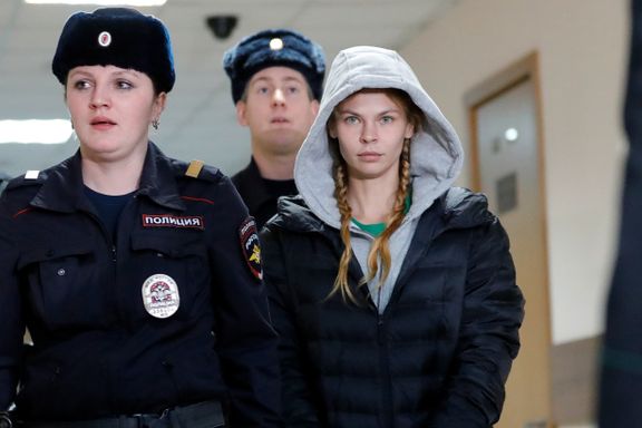 Da eskortepiken kom til Moskva, hoppet seks politimenn på henne. En luksusferie i Norge kan forklare hvorfor.