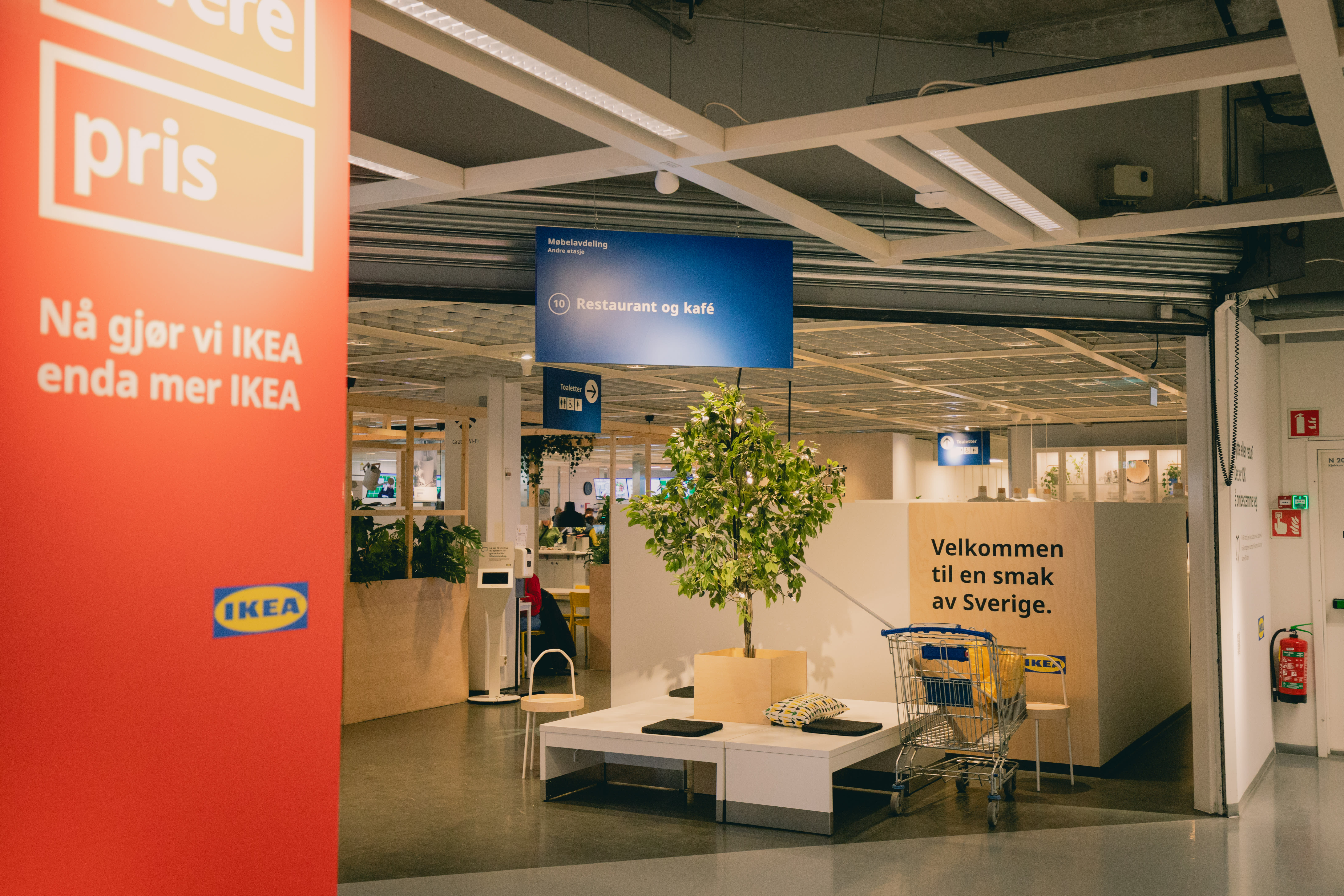 Kanskje ikke den hyggeligste bistroen du har besøkt, men la gå.