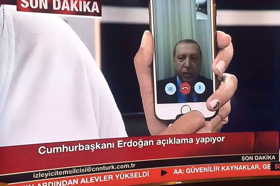 Presidenten erklærer kuppforsøket over: – Tyrkia skal ikke styres av militæret