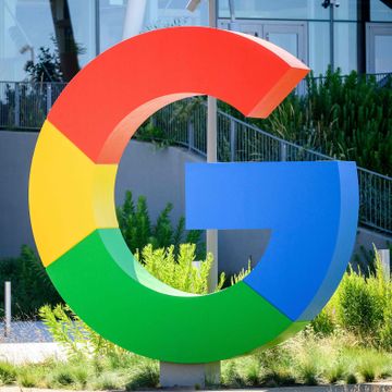 Saksøkt etter Paris-terror - nå møter Google i amerikansk høyesterett