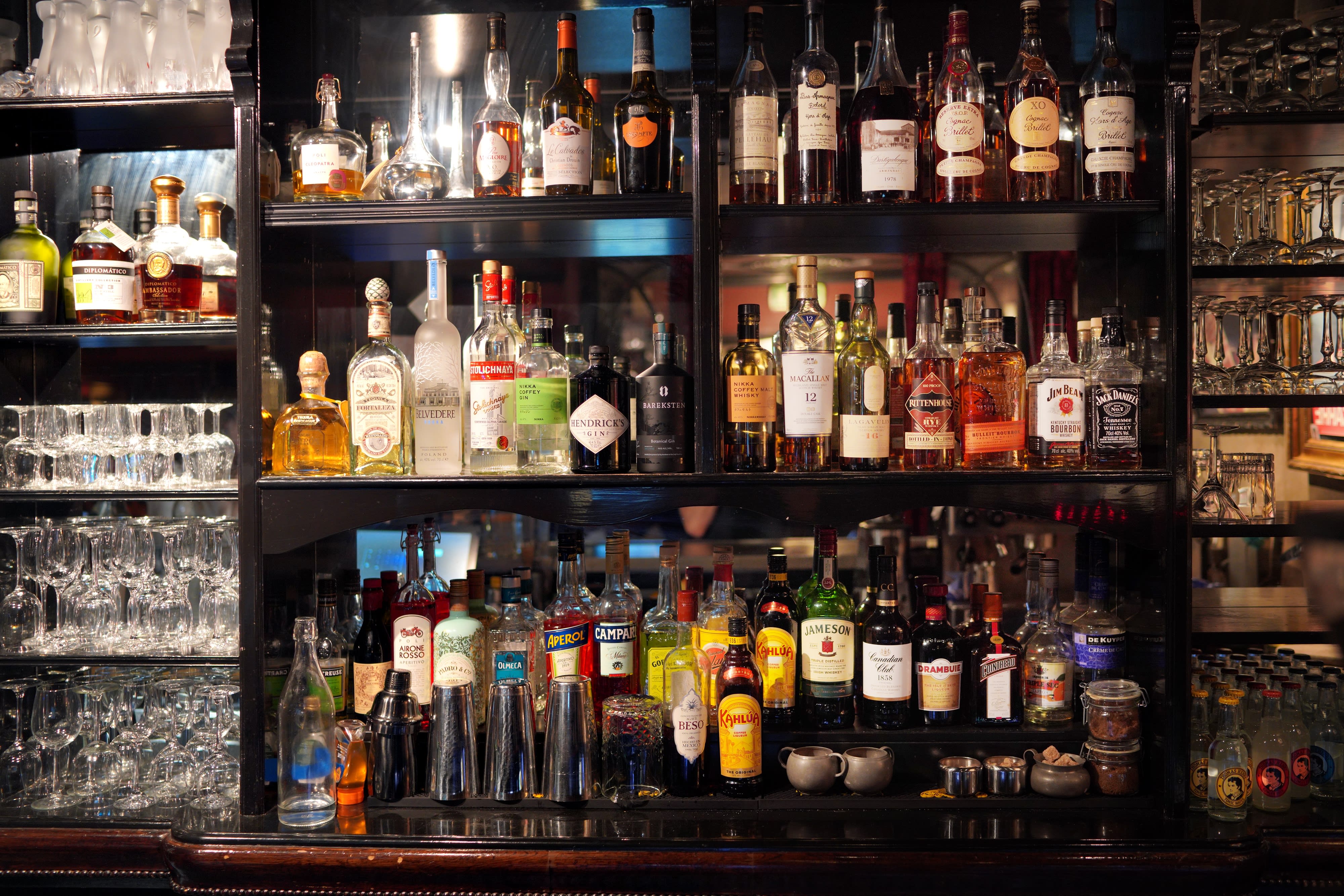 På St. Lars kan du få drikke innen de fleste kategorier og prisklasser.