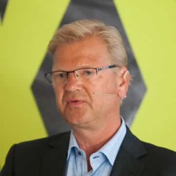 Fredrik Steenbuch går av som toppsjef i XXL