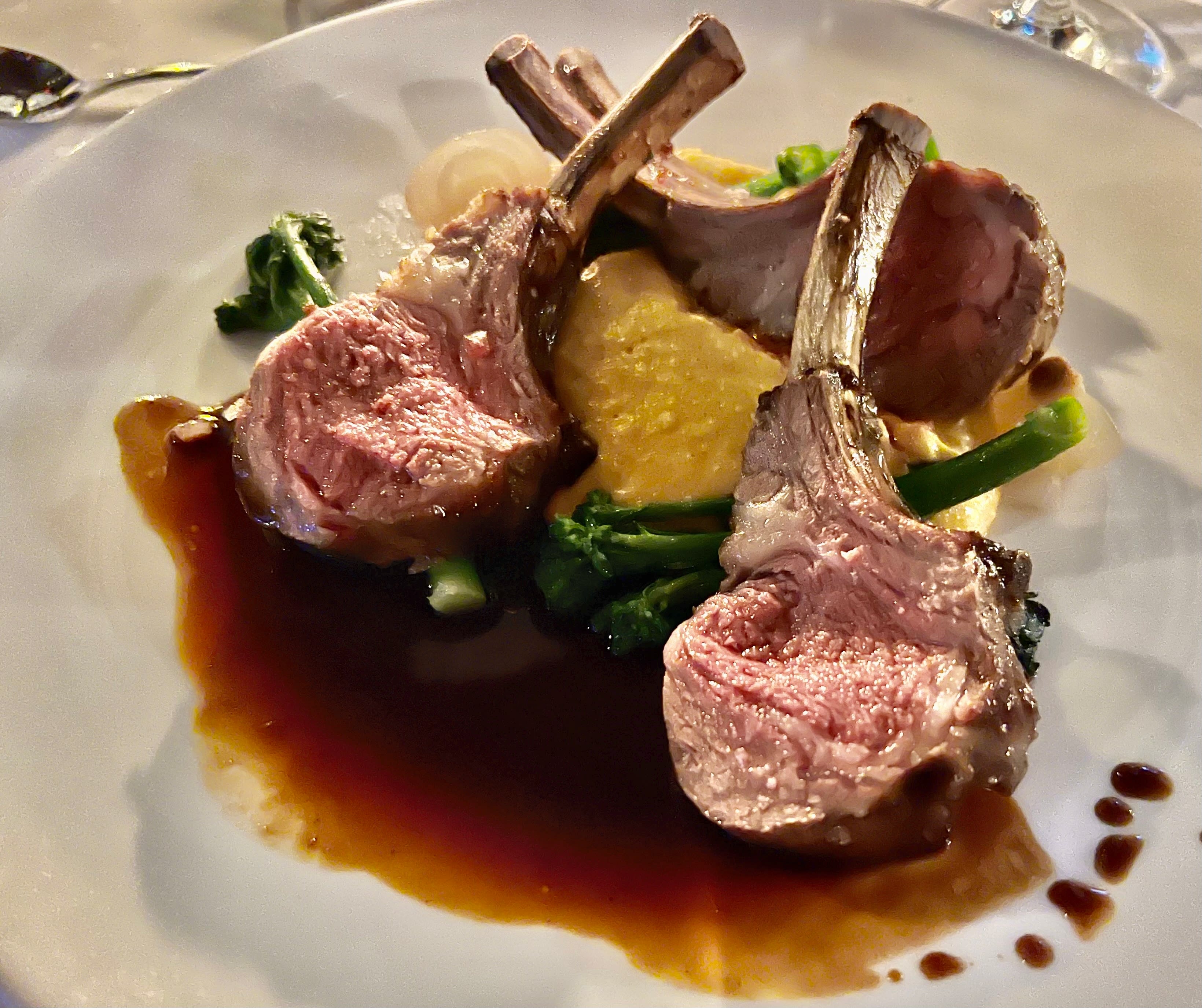 Masse lam og deilig småsterk polenta. 