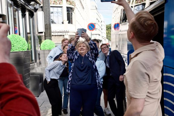 Erna Solberg advarer mot «anti-storby-debatt»: – Folk flest bor faktisk i byen også