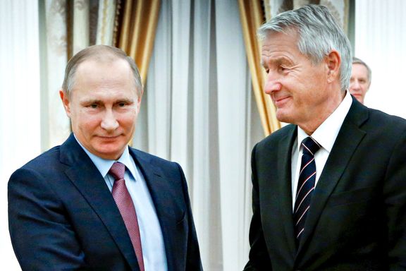 Anklager Jagland for å gjøre knefall for Russland: - Han gir Putin en propagandaseier