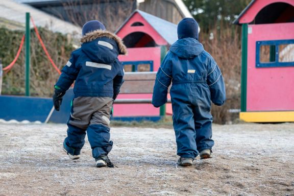 Oslo stenger barnehagene for å gi ansatte «en pause». Men nå kan de i stedet bli satt til å rake løv.