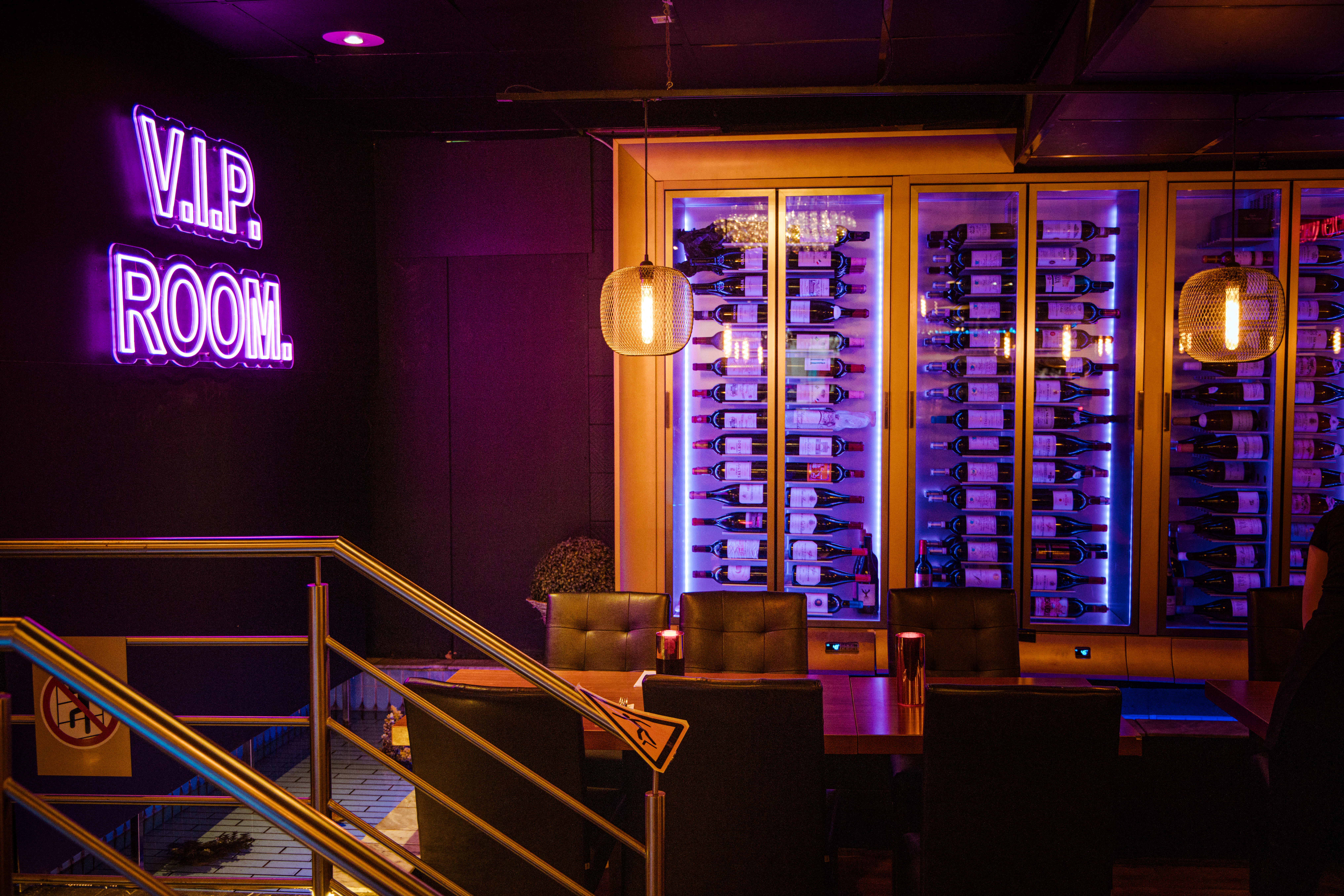 Eksklusive viner har de hos Hon San. 