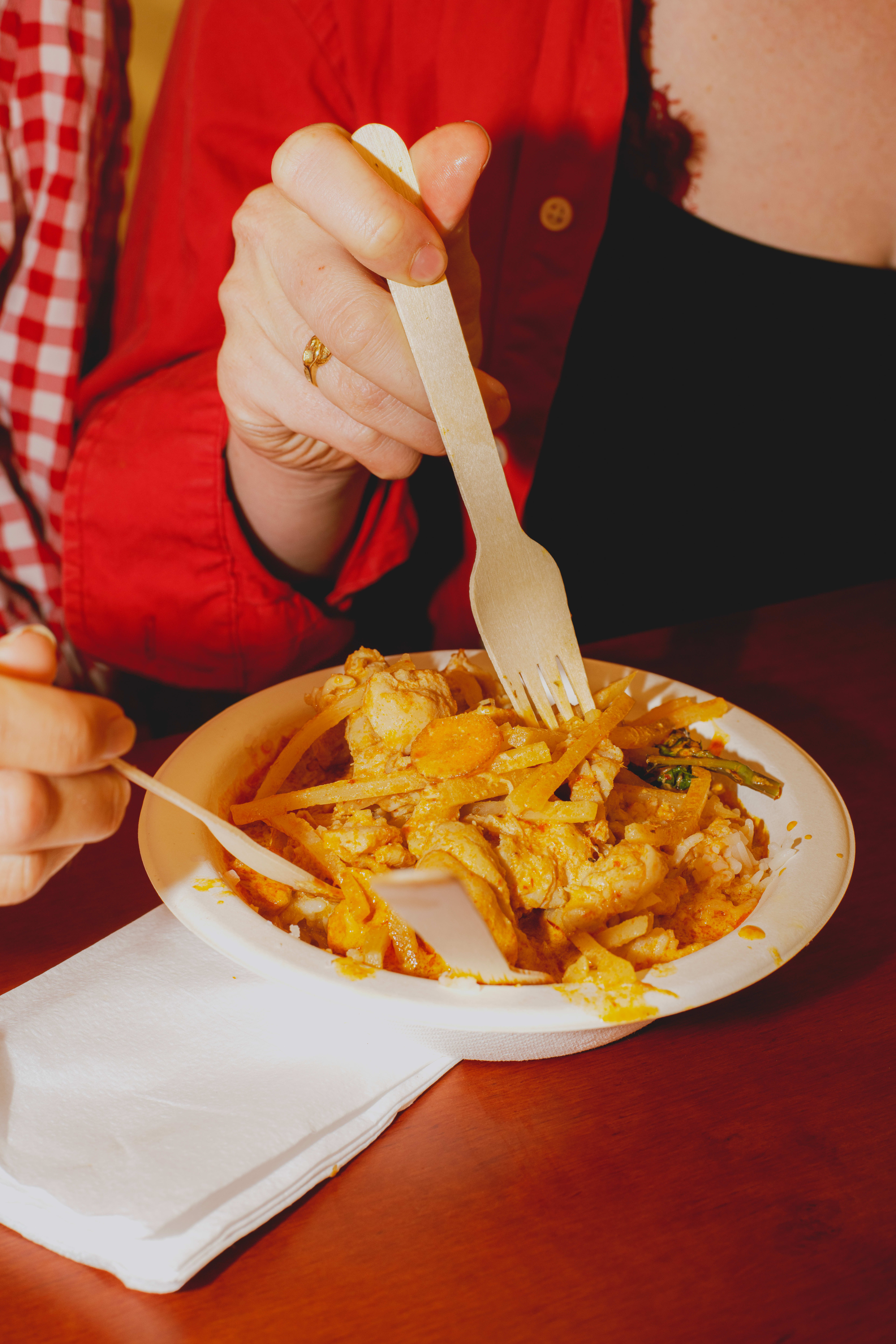 Lite grønnsaker, men saftig kjøtt. 