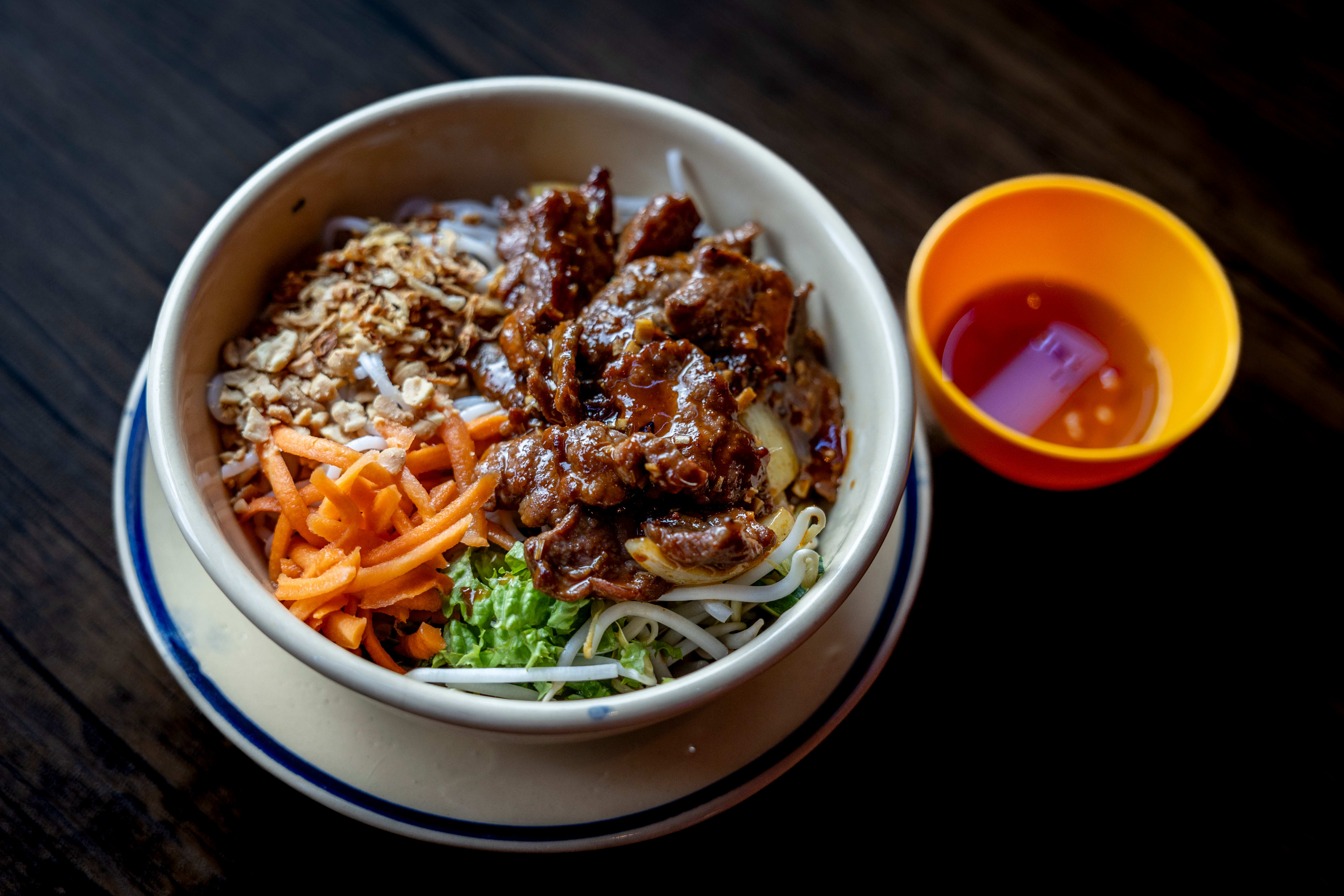 Lemongrass beef var helt OK, men for mild.