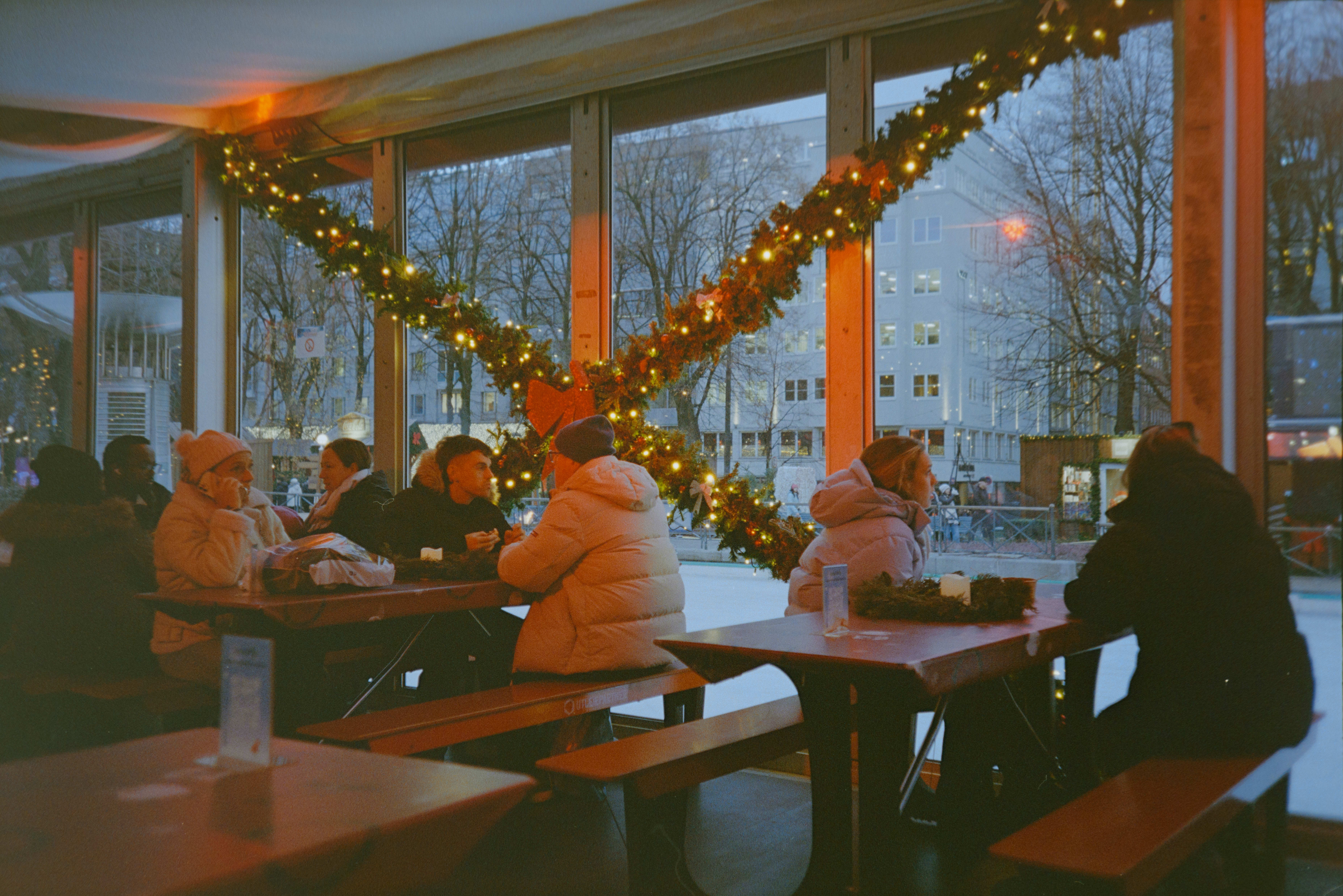 Her kan man sitte og kose seg med alkoholholdige drikker – med plass til 600!