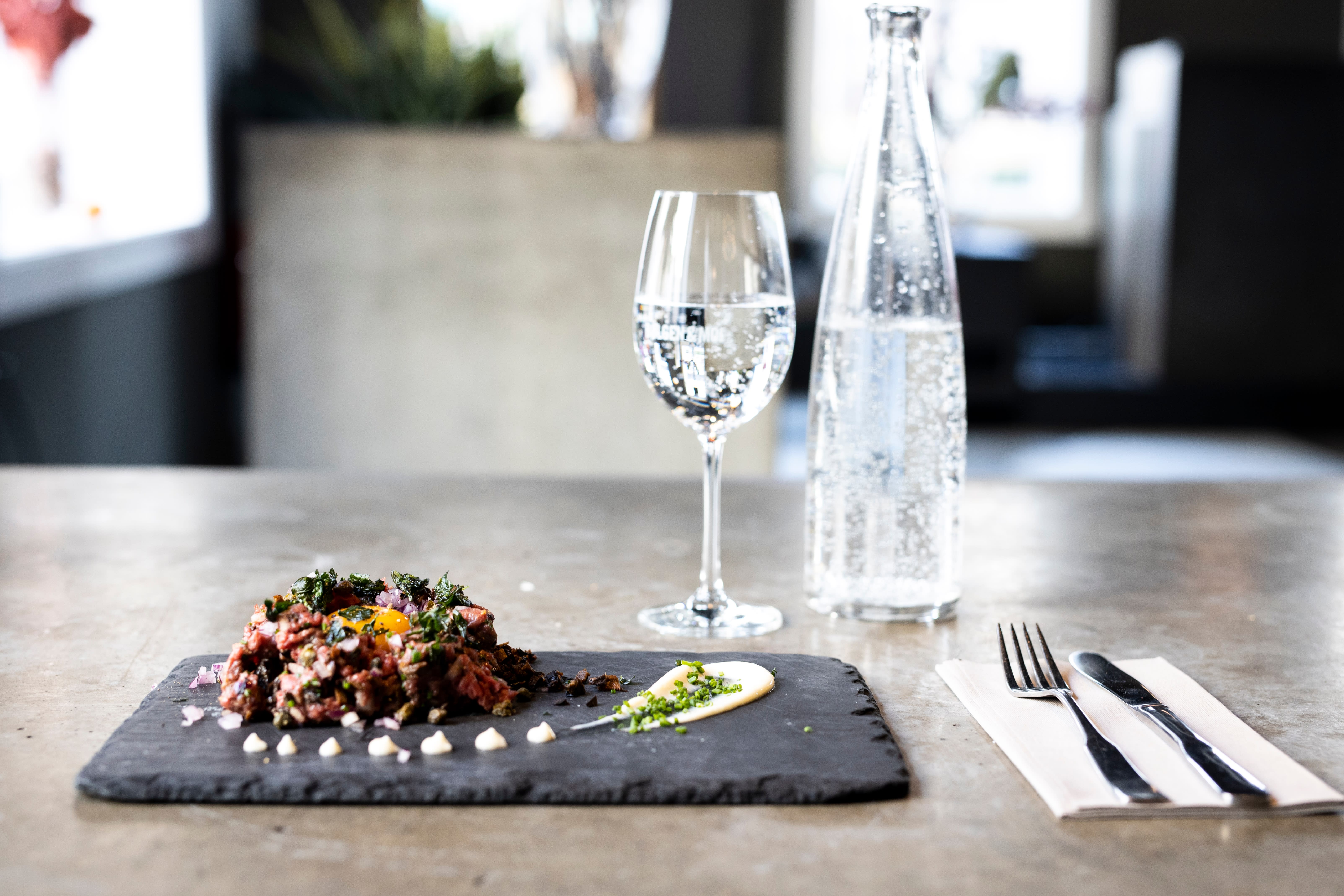 Tartaren kan fås i hel og halv porsjon.