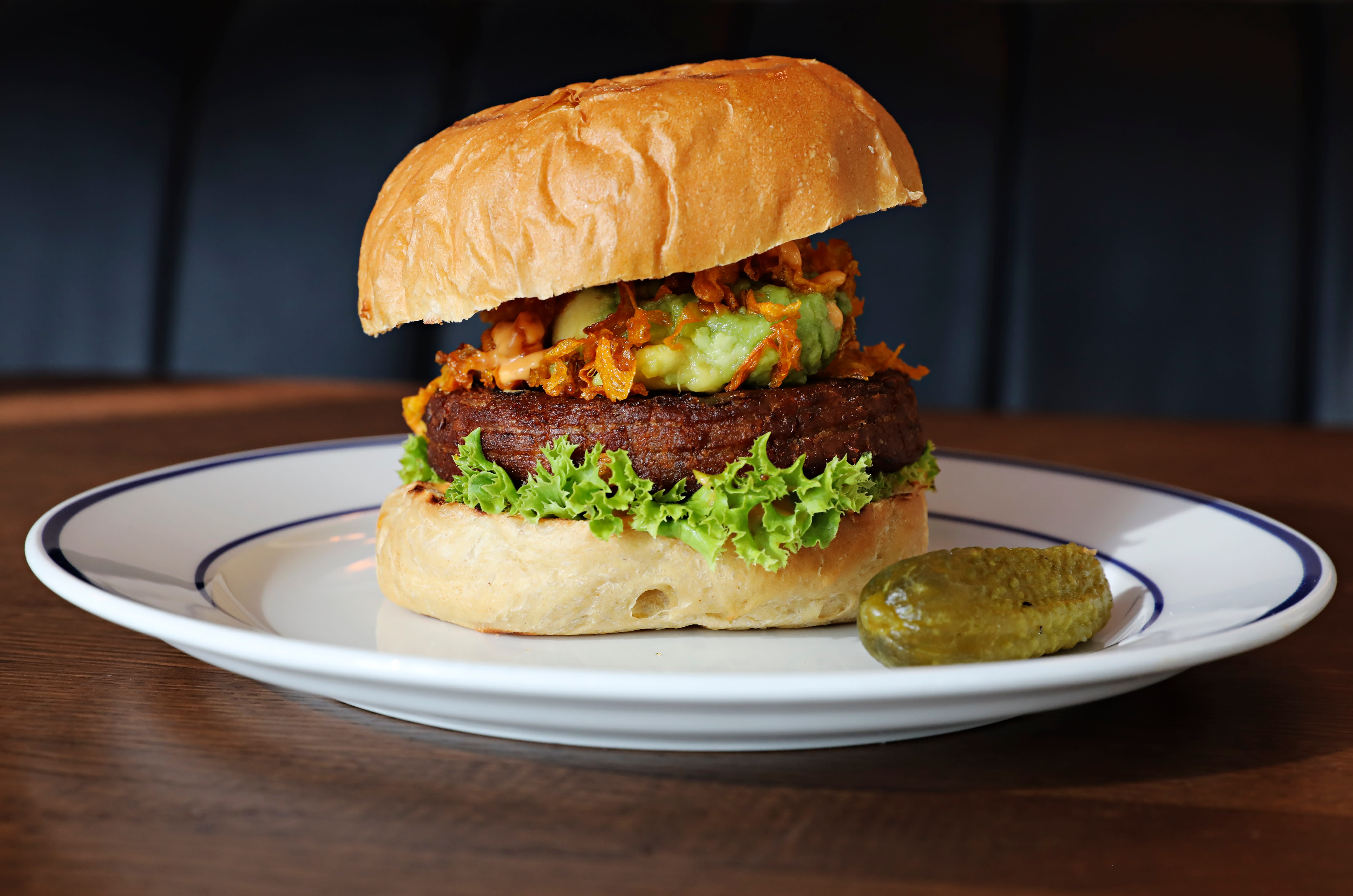 Jada, Døgnvill har vegetarburger på menyen. 