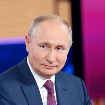 Avslørte statshemmelighet på TV. «Har du egentlig tatt vaksine, Putin?»