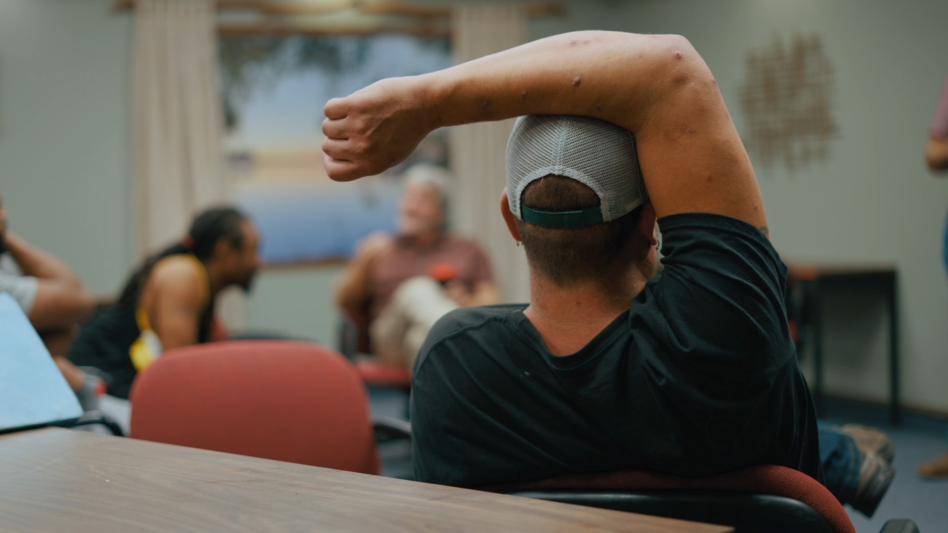 Vi møter sårbare menn som oppnår kontroll ved å bruke vold – en kontroll som de mangler ellers i hverdagen.