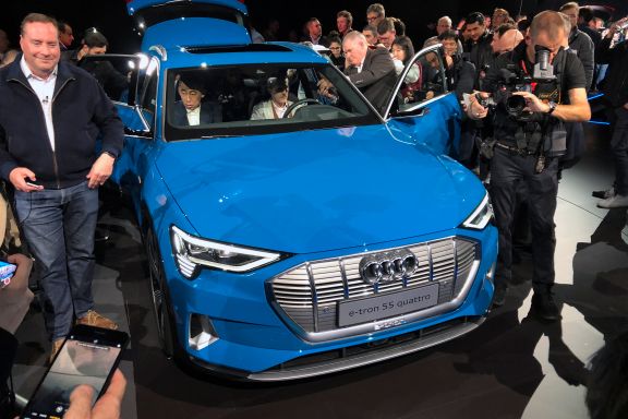  – Tysk elbilpanikk. Kan Audi e-tron og de tyske el-SUV-ene hamle opp med Tesla?   