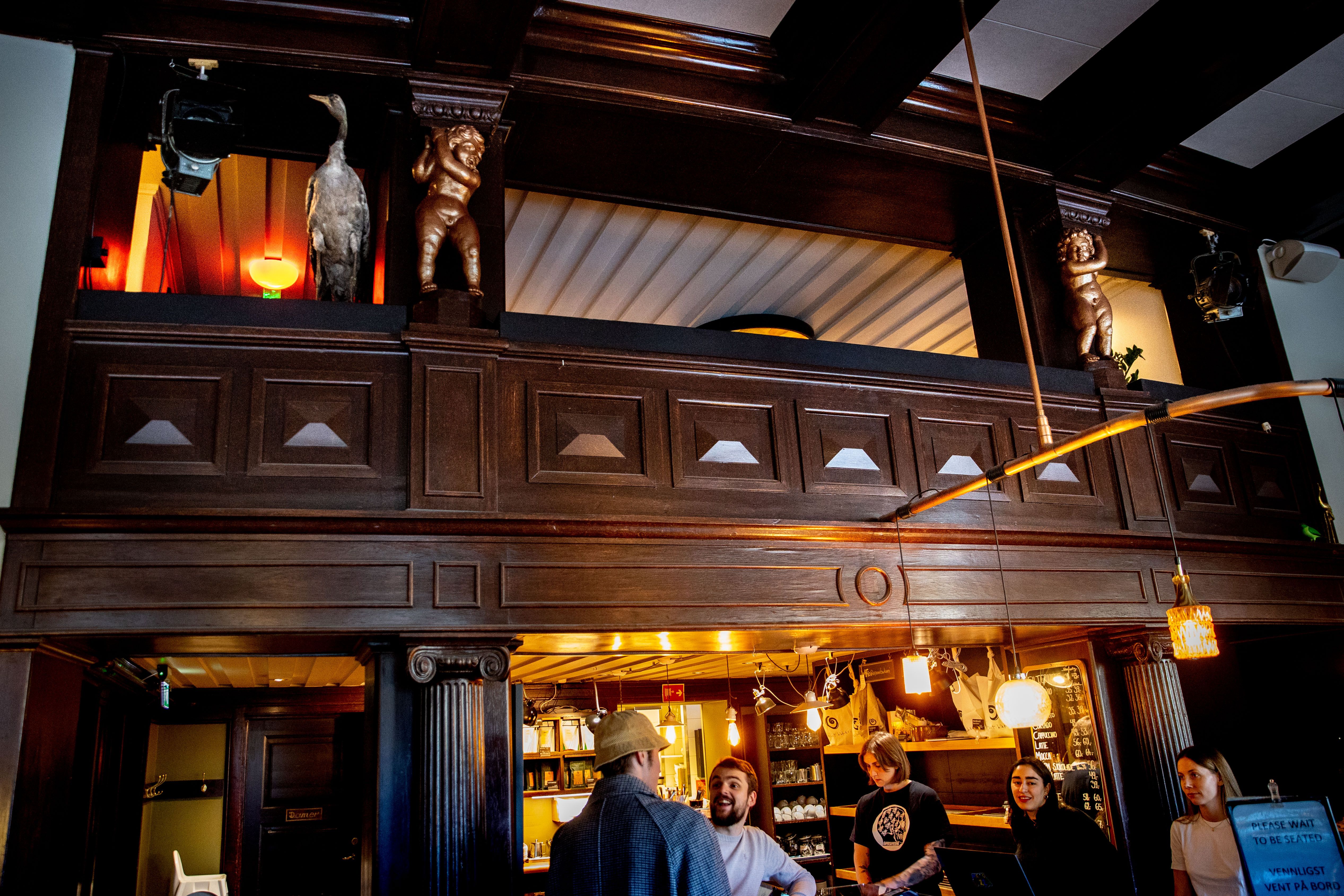 Bar Amour holder til i overetasjen på Tranen på Alexander Kiellands plass. 