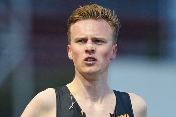 Narve Gilje Nordås vant 1500 meterduellen mot Filip Ingebrigtsen i Spania