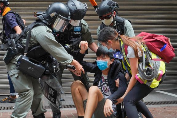 Minst 180 pågrepet i demonstrasjoner i Hongkong