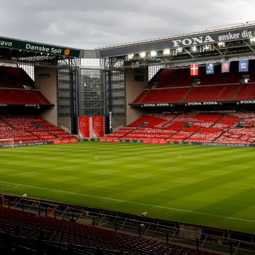 Danskene åpner for flere tusen tilskuere på fotballkamper