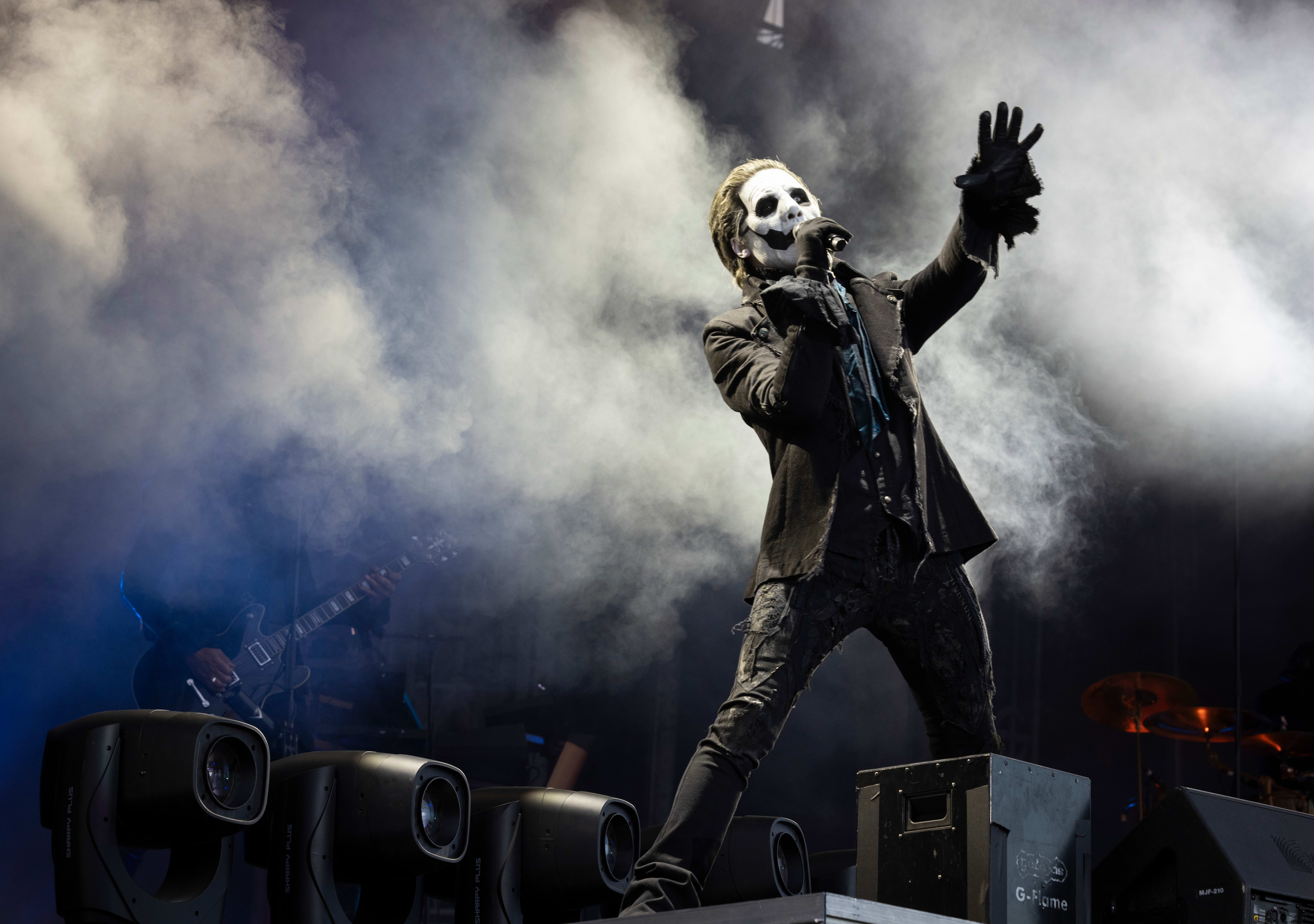 Stort sirkus, men også skuffende fra Ghost, ifølge vår anmelder.