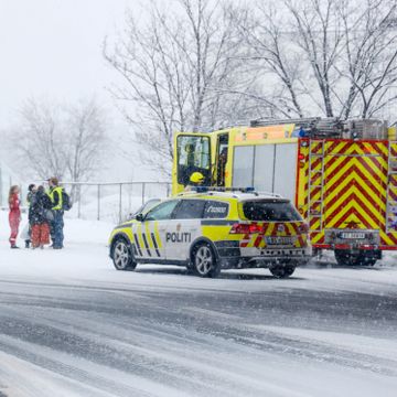 Tre trafikkulykker på kort tid i Oslo-området lørdag morgen. Politiet ber folk kjøre forsiktig.