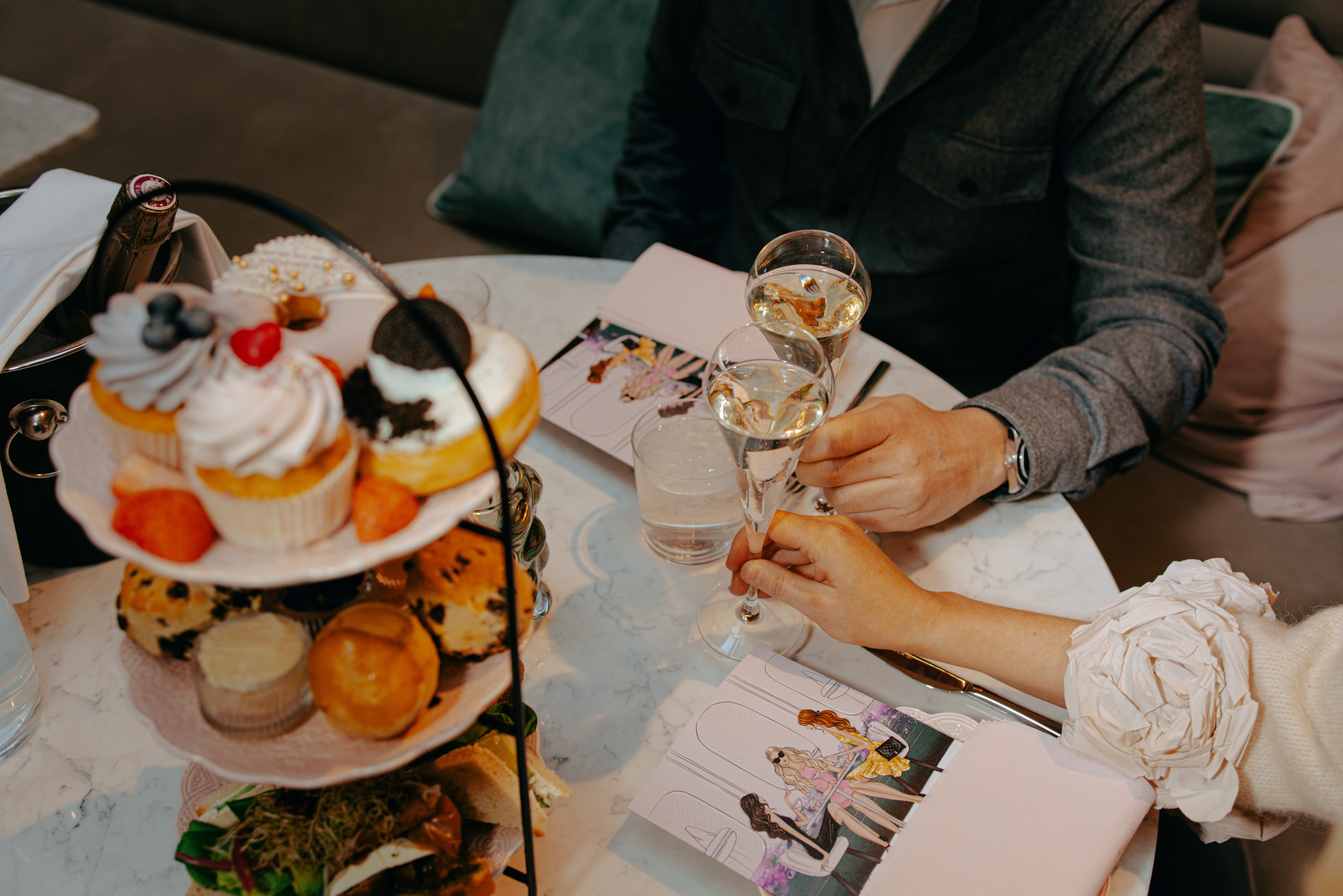 Test av afternoon tea: Fra deilig til hårreisende dårlig.