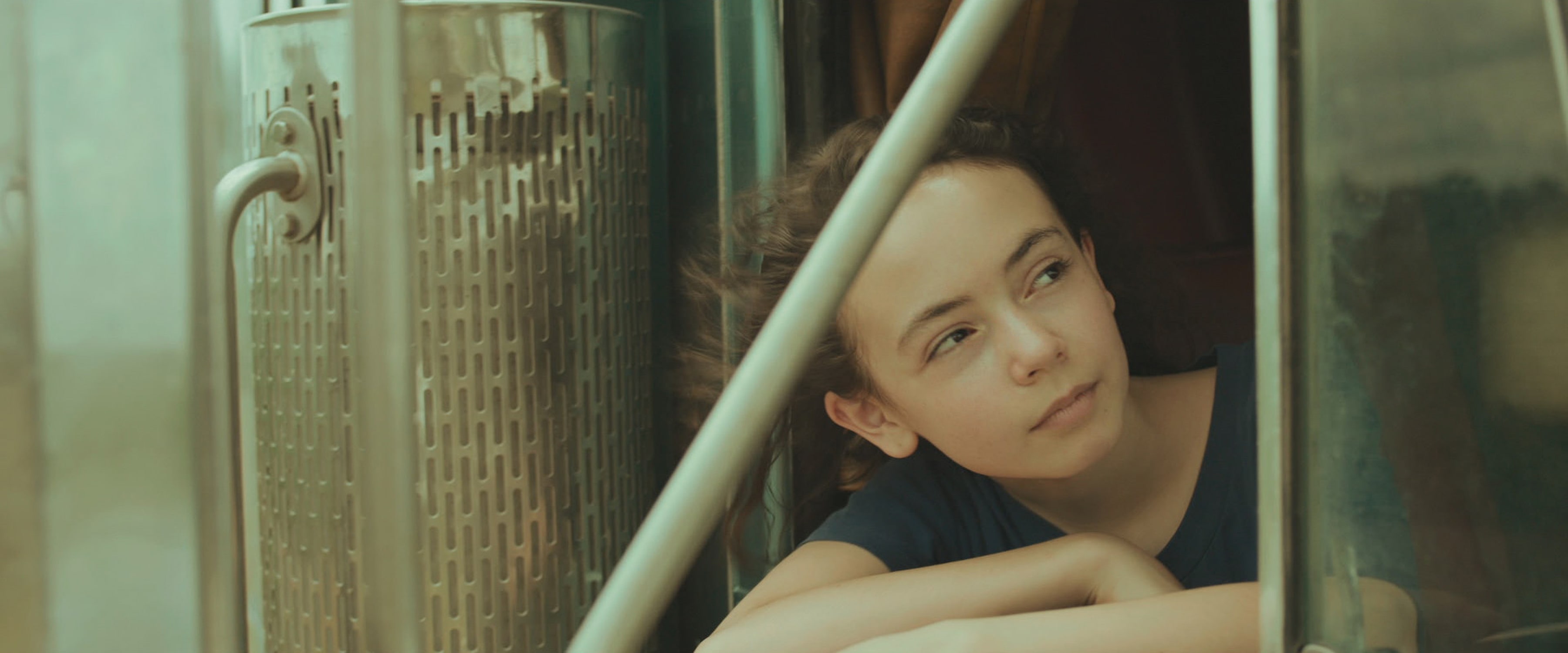 Hala Finley (nå 14 år), som spiller trafficking-offeret Leila.