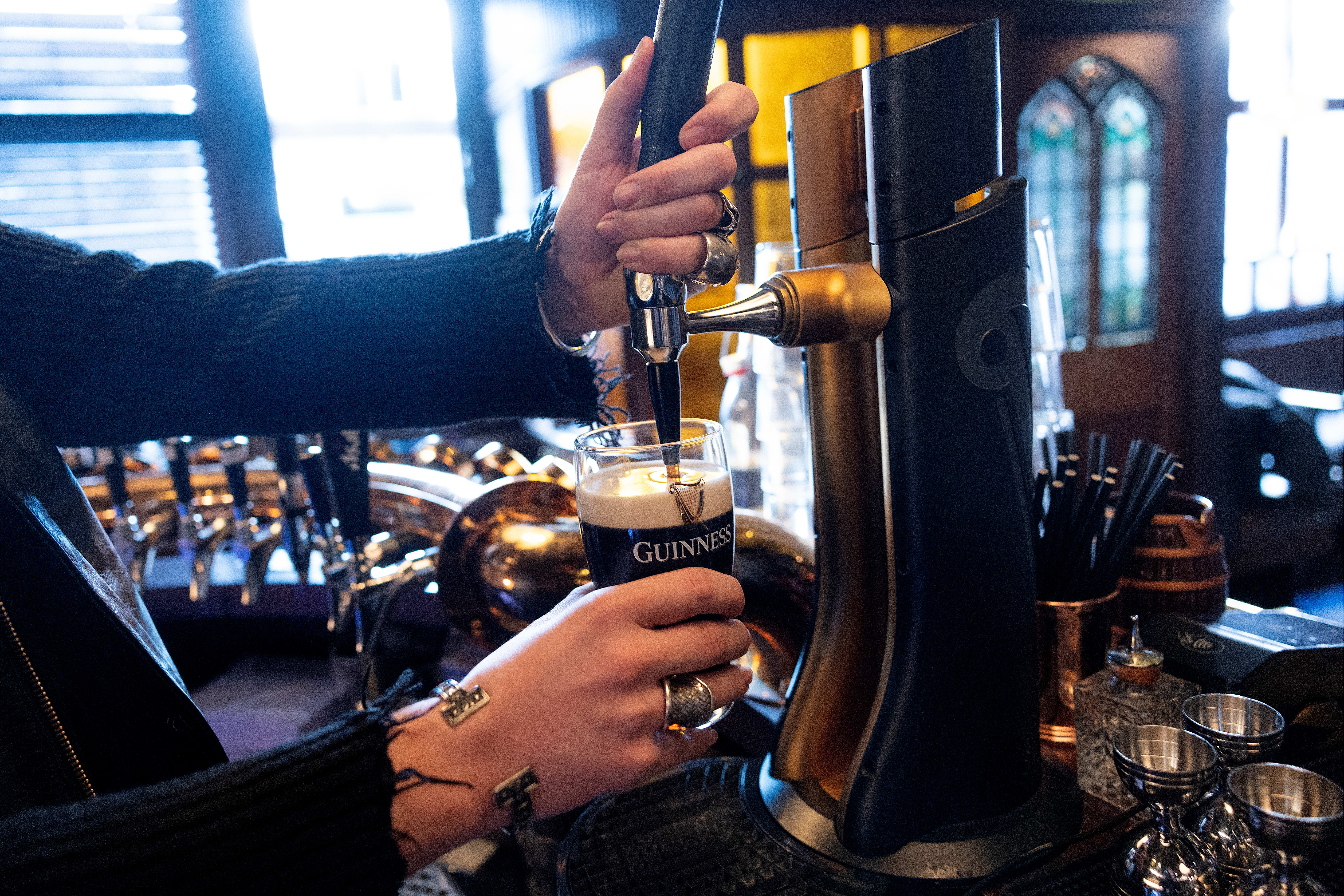 Guinnessen er tilbake i byen. Og vi har møtt «Guinness-guruen». 