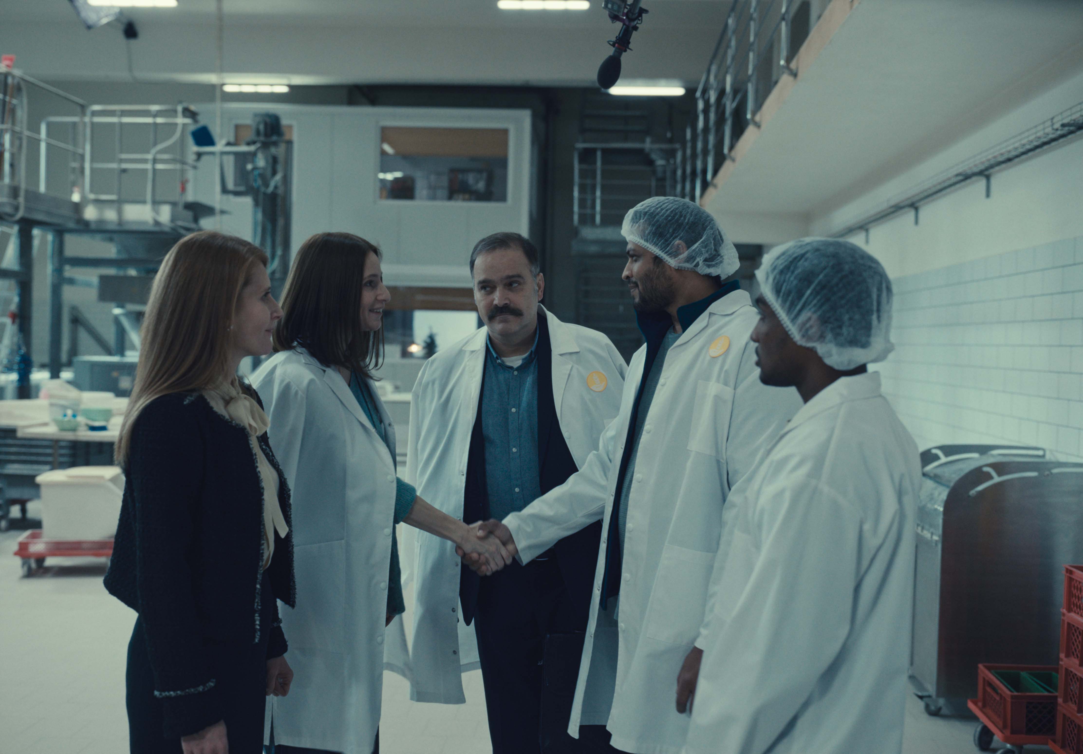 Det nye Romania, anført av kvinnene, tar imot arbeidsinnvandrerne.