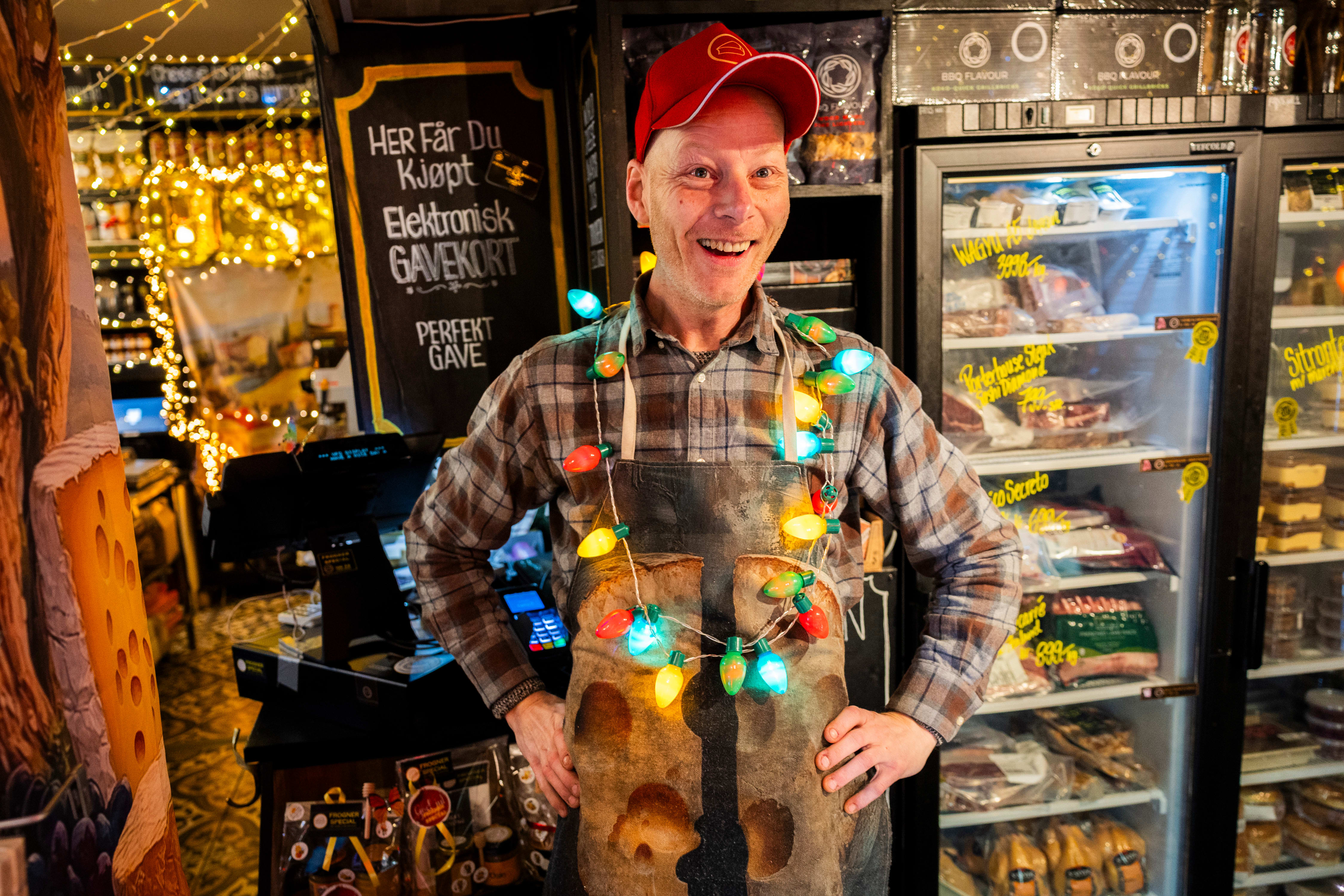 For Jan-Arne Moen har det å gjøre butikken til en destinasjon for turister og barn blitt en del av strategien. 
