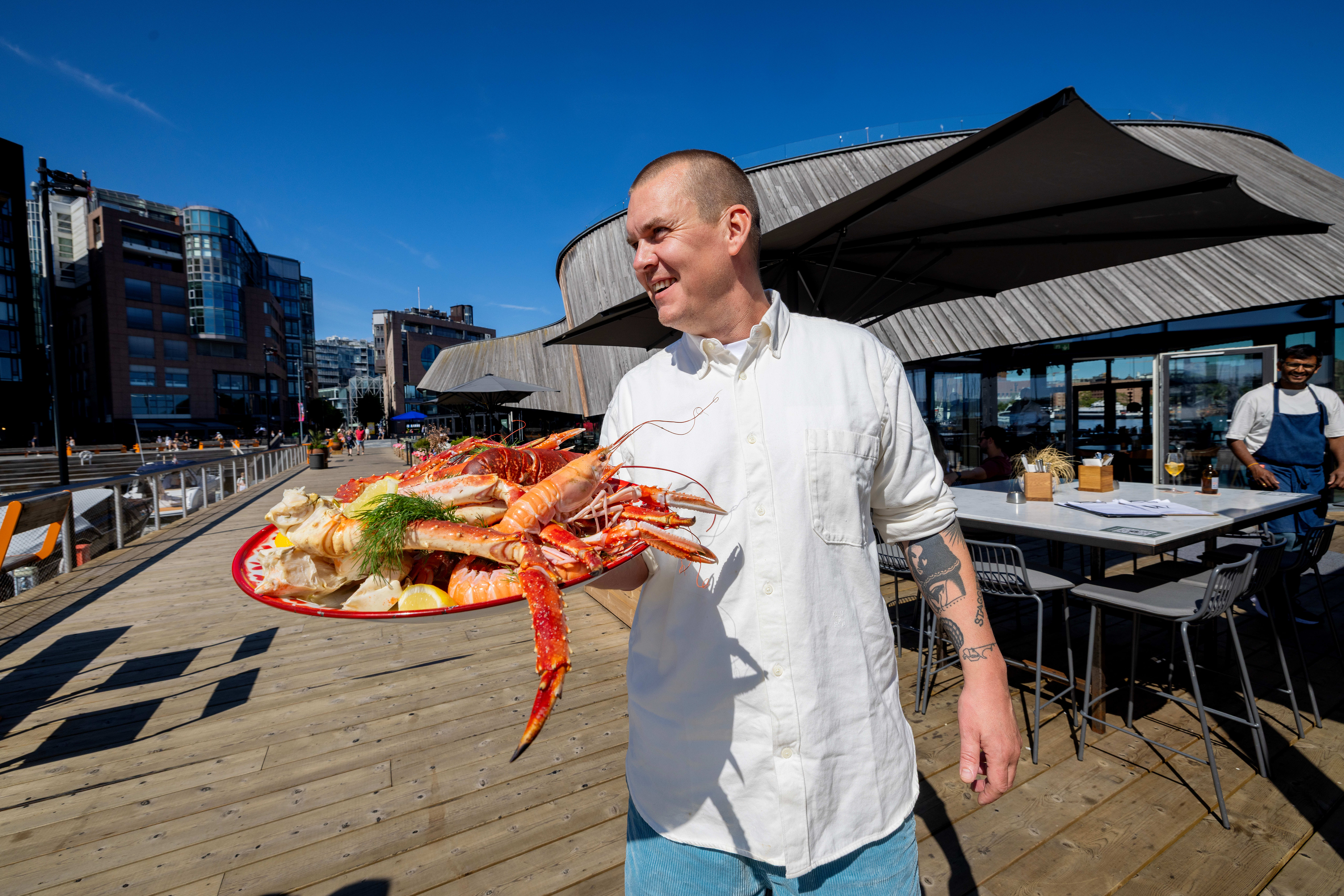 Dilemmaet «vil du helst droppe håndvasken før eller etter du spiser skalldyr» vil ikke Atlì Mar Yngvason ta stilling til. 