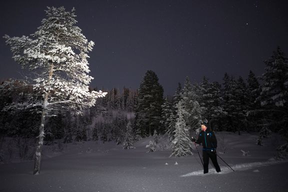 Går du mye på ski i mørket? Skru av hodelykten neste gang