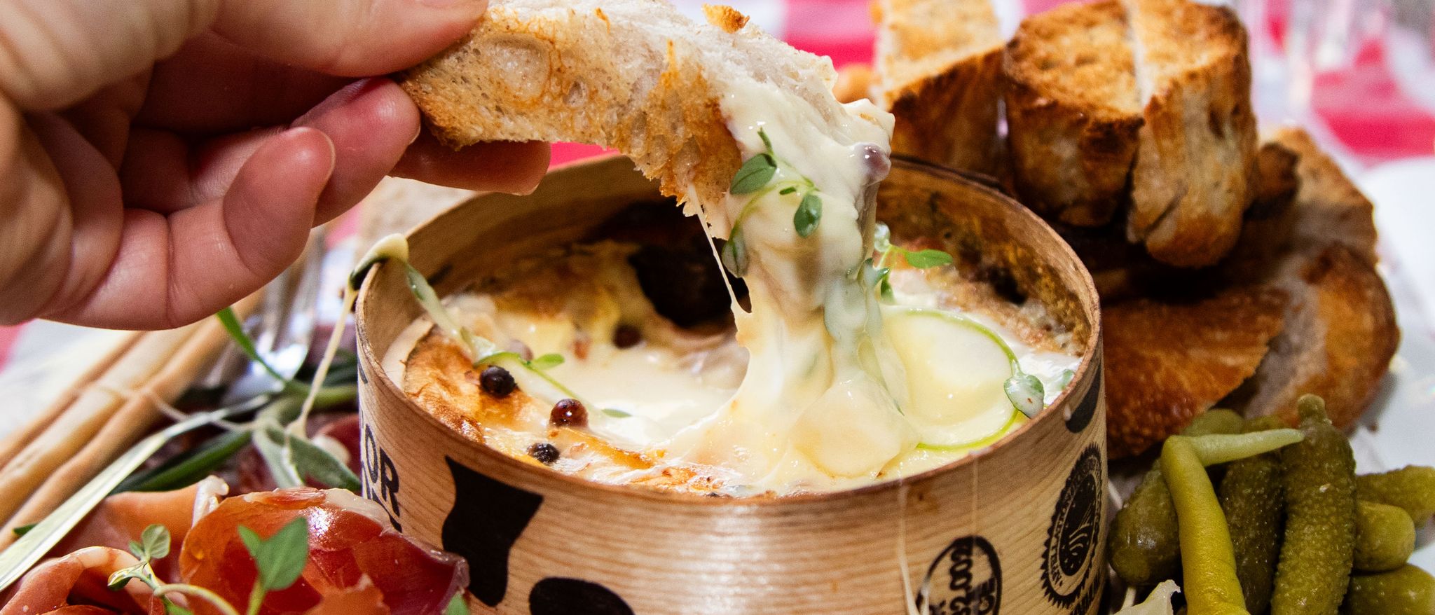 Alle vil ha Mont d'Or: – Det har eksplodert