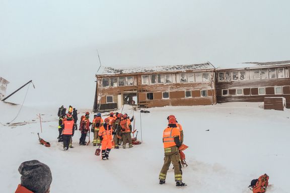 To leilighetsbygninger truffet av ras i Longyearbyen