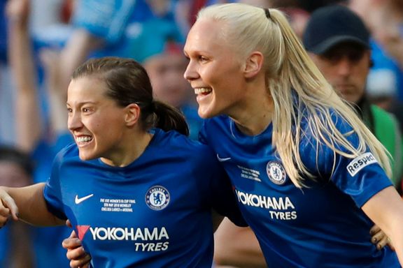 Thorisdottir skrev ny Chelsea-kontrakt