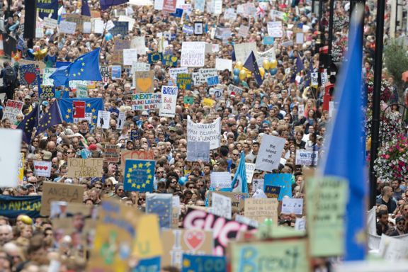 Arrangøren: En million demonstrerte for ny EU-avstemning