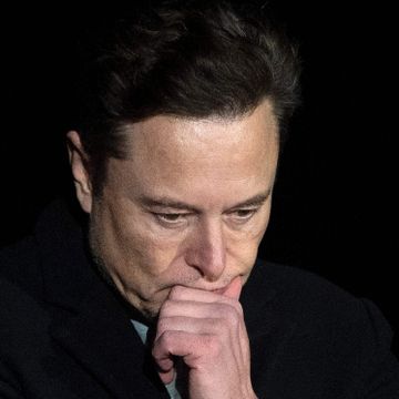 Elon Musk sammenlignet Canadas statsminister med Hitler