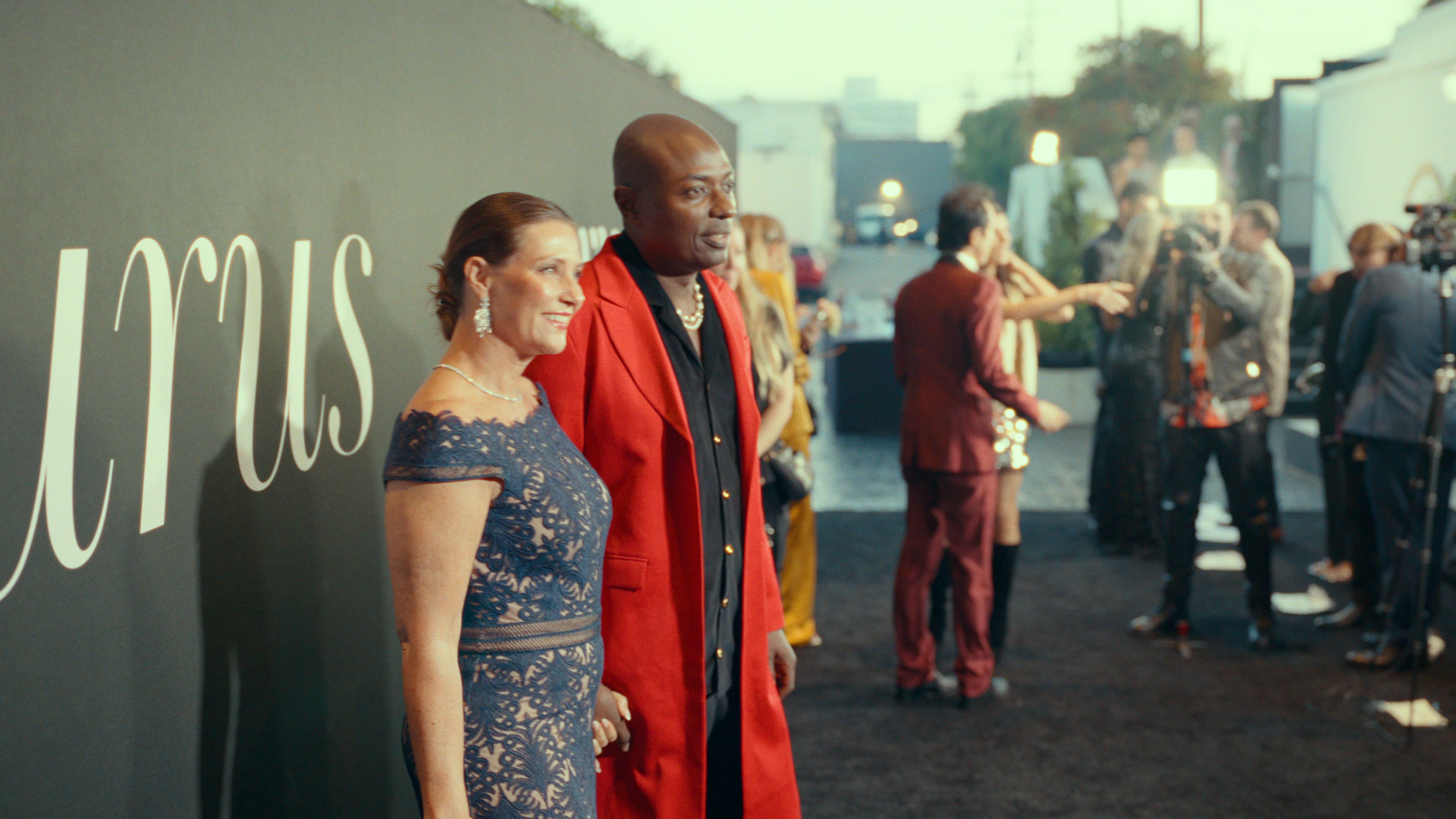 Märtha og Durek søker stadig vekk offentlighetens oppmerksomhet. Bryllupsfilmen «Rebel Royals» er kroneksempelet på det. 