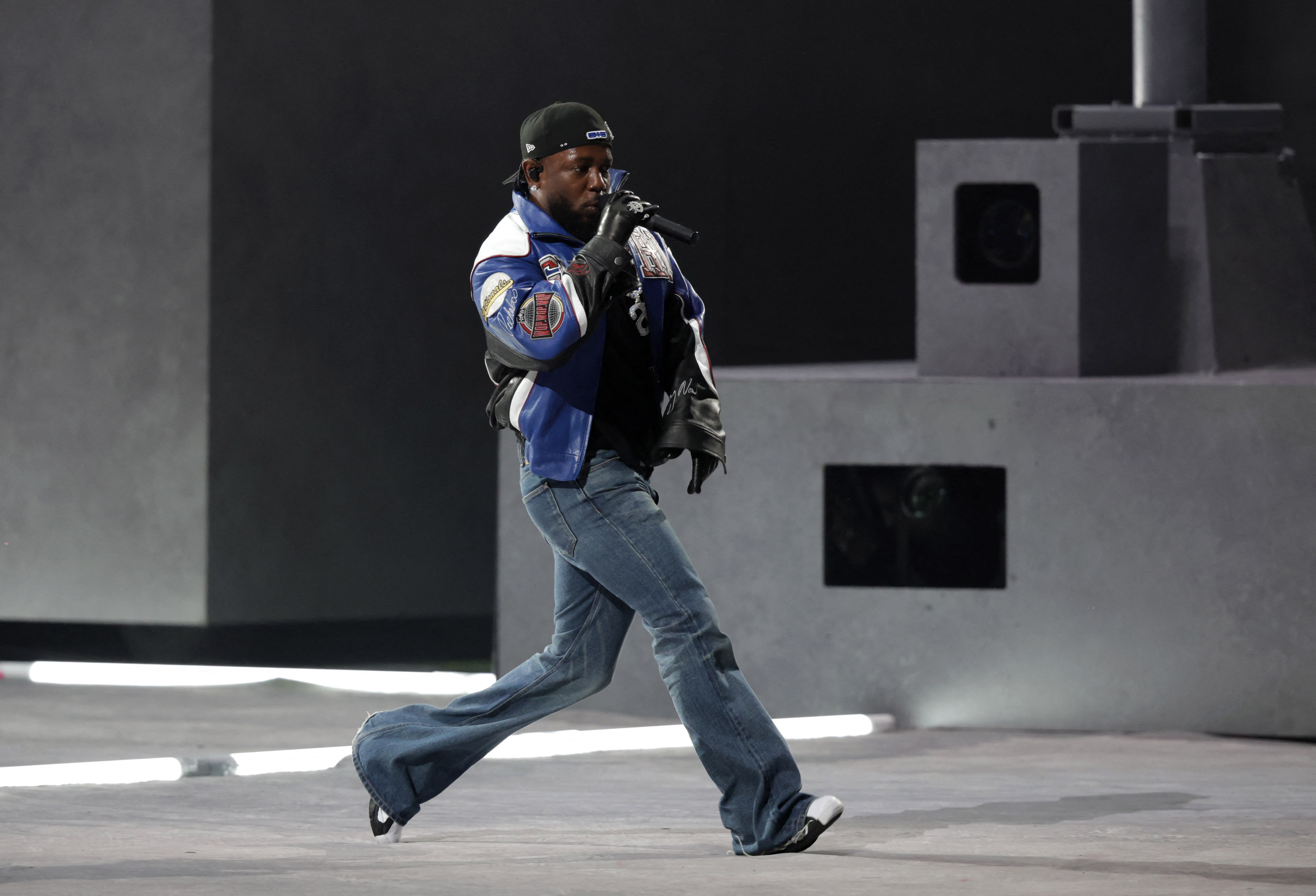 Buksevalget til Kendrick vakte oppsikt under Super Bowl. 