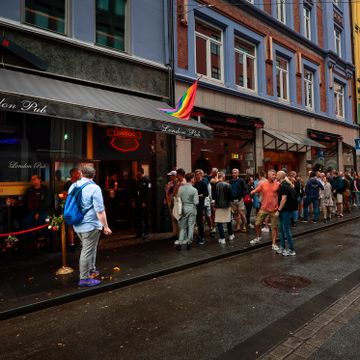 London Pub i Oslo gjenåpnet: – Det er viktig, og det er riktig