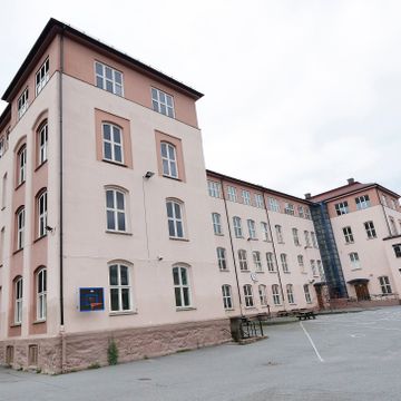 Politikere innrømmer: Saken er ikke skikkelig utredet, men Ruseløkka skole rives likevel