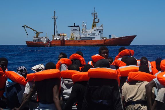 Libya presser bort skip som plukker opp båtflyktninger 