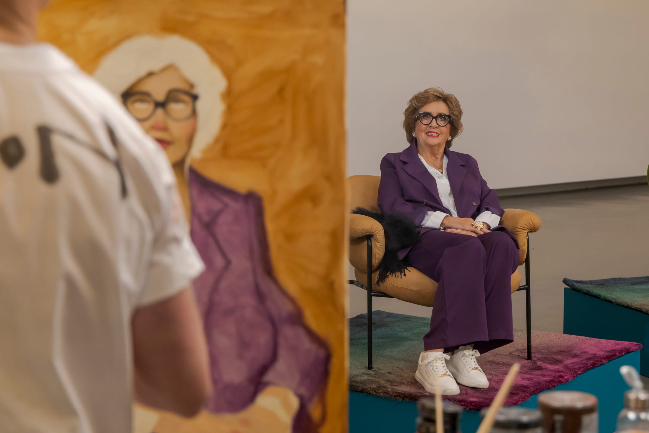 Tidligere ordfører Trude Drevland er en av kjendisene som stiller opp som modell i «Portrettmesterskapet». 