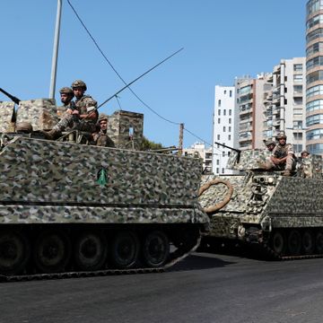 Militæret sendt inn i Beirut etter skyting og eksplosjoner