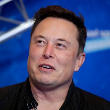 Flere medier: Twitter skal være nær en avtale om å selge selskapet til Elon Musk