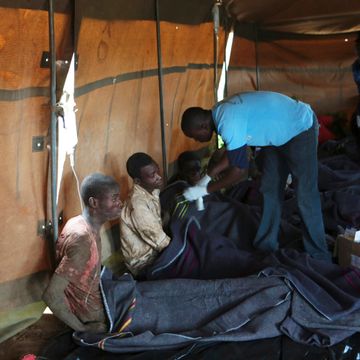 22 døde hentet opp fra oversvømt gruve i Zimbabwe - åtte funnet i live