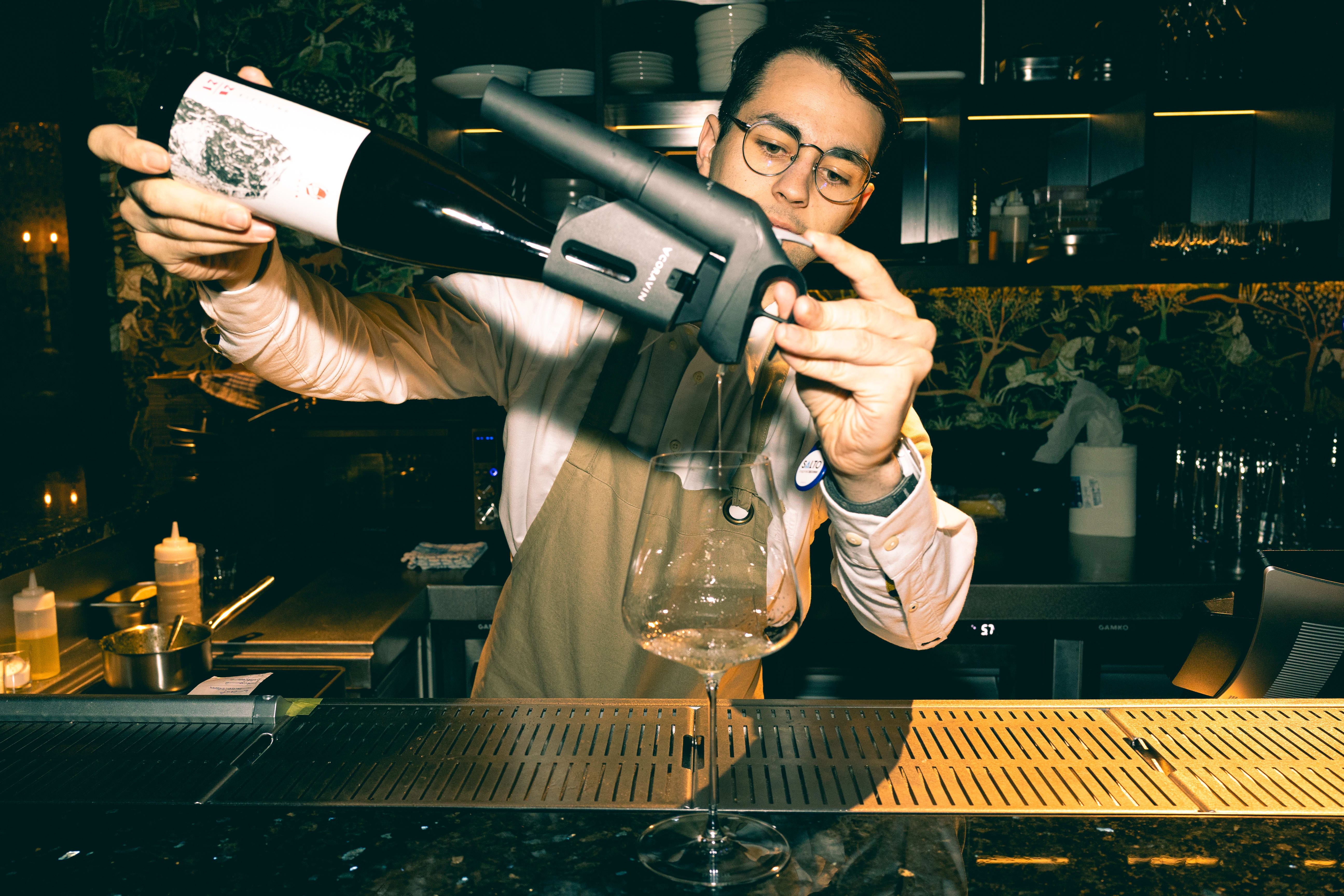 Inne på Grotten glemmer du hvilken årstid det er.