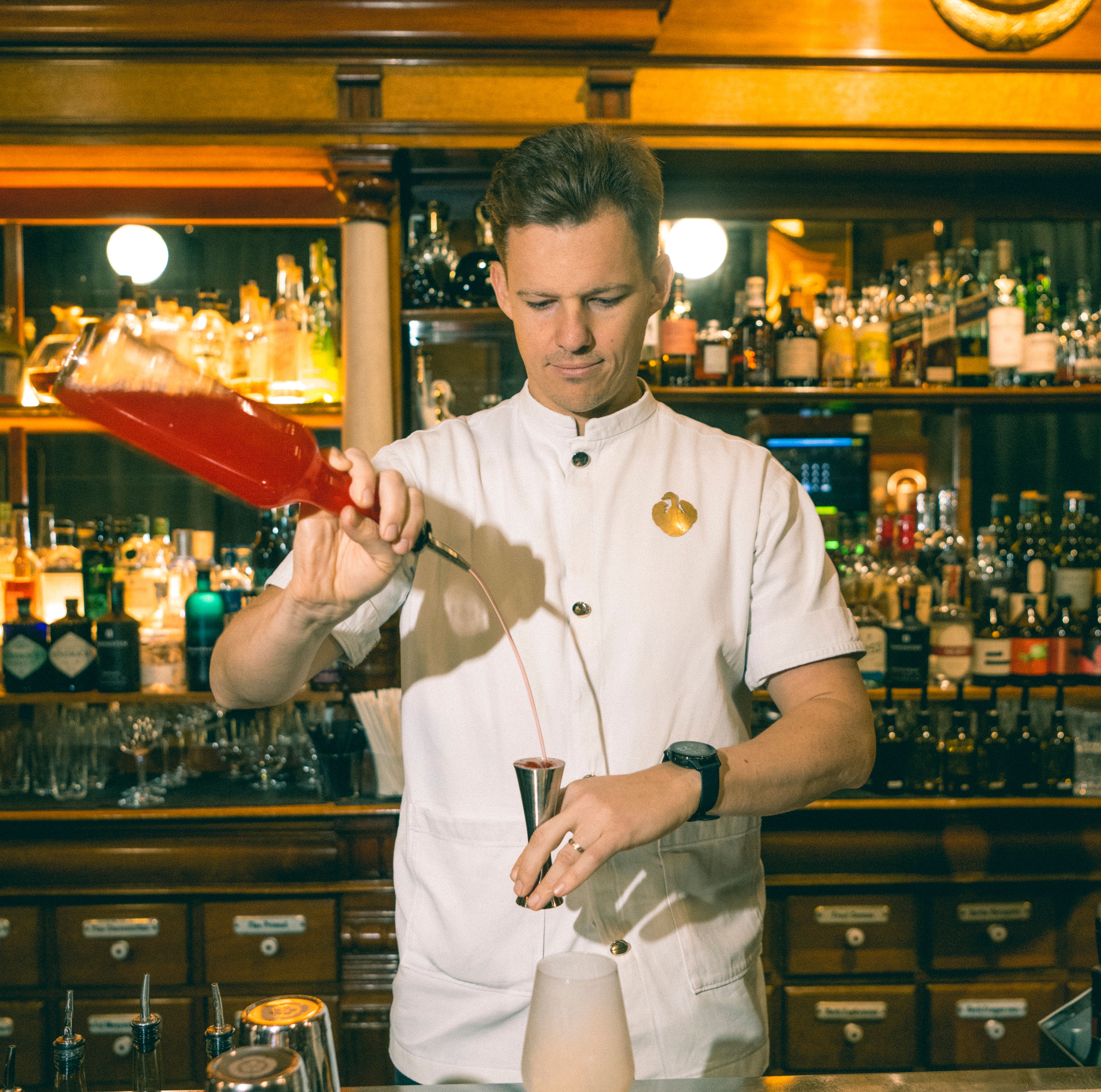 Fem cocktailbonger høres jo veldig morsomt ut.
